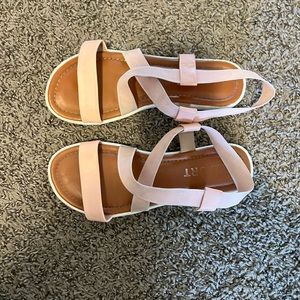 Girls pink sandals